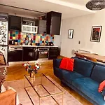 Paris : Superbe Appartement Au Coeur Du Marais
