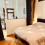 Paris : Superbe Appartement Au Coeur Du Marais